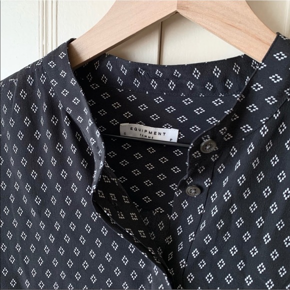 Equipment Dresses & Skirts - Equipment Long Sleeve Silk Shirtdress